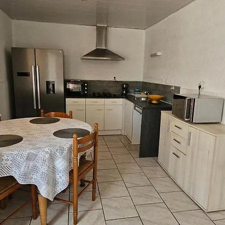 Maison à La Campagne Proche De La *