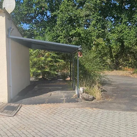 Maison à La Campagne Proche De La *